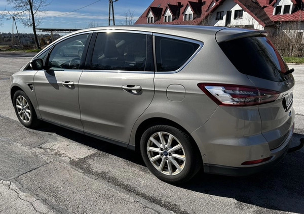 Ford S-Max cena 45900 przebieg: 229000, rok produkcji 2016 z Margonin małe 497